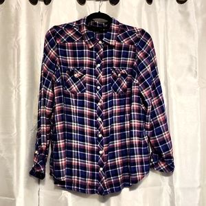 Torrid size 2 rayon button front top